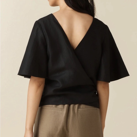 VETTA Flutter Sleeve Wrap Top - Picture 3 of 11